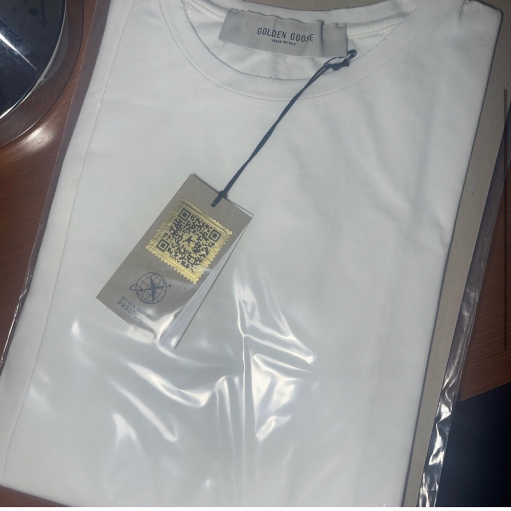 Golden Goose T-Shirt - Picture 4 of 5